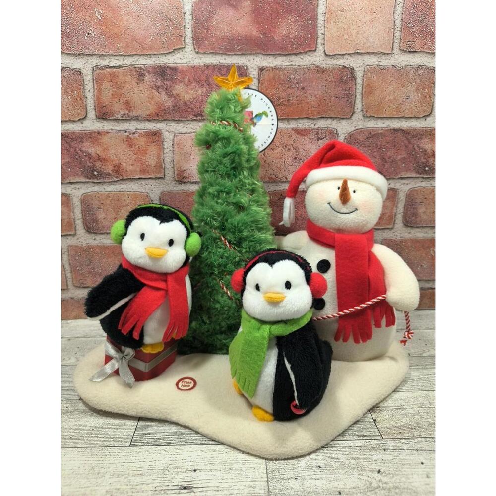2006 Hallmark Jingle Pals Very Merry Trio Snowman Penguin Christmas Musical Tree